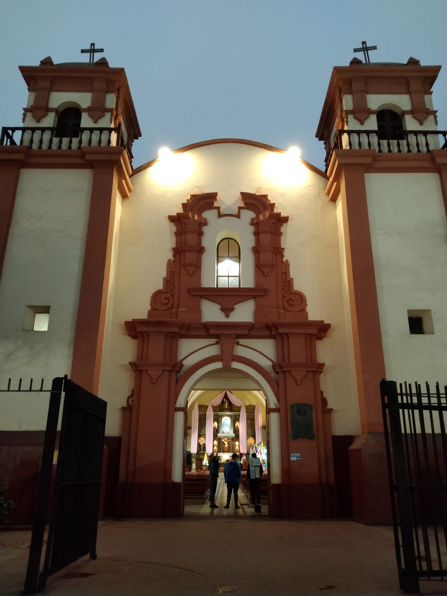 iglesiachancay.jpg