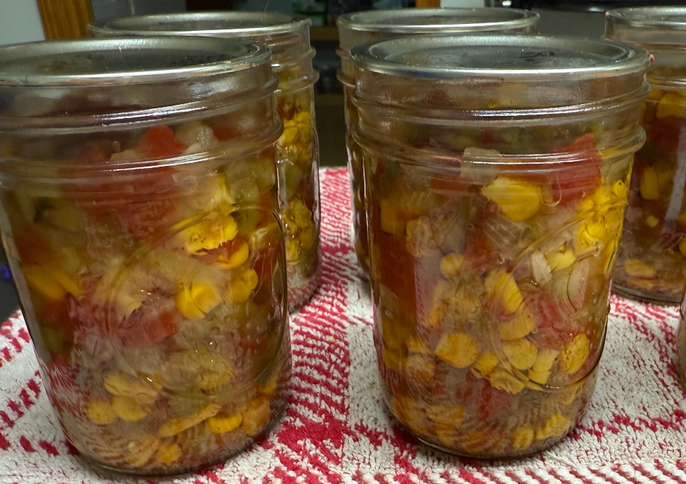 foodiesbeehive-peach-salsa-2.jpg