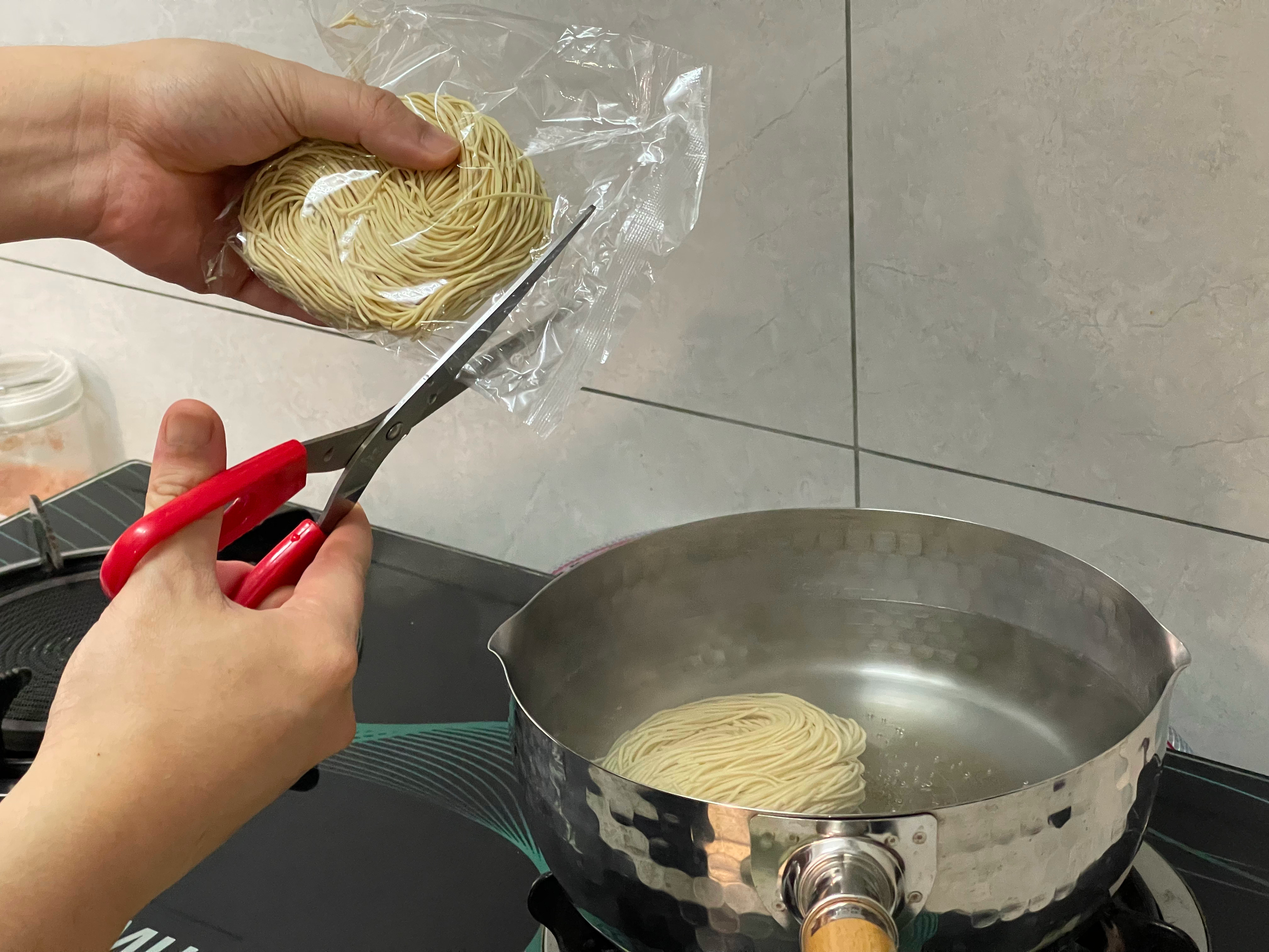 noodle cook.jpg
