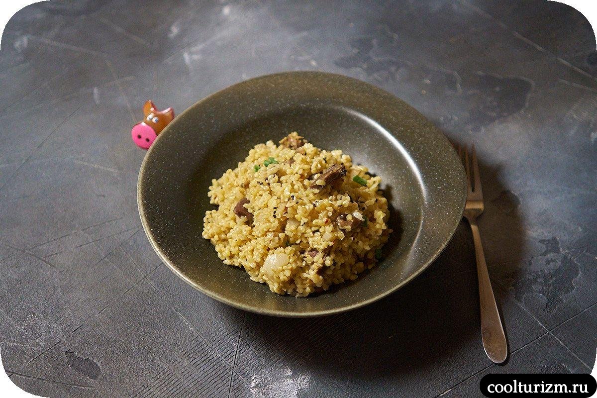 Bulgur with duck stomachsBulgur mit Entenmägen — Hive