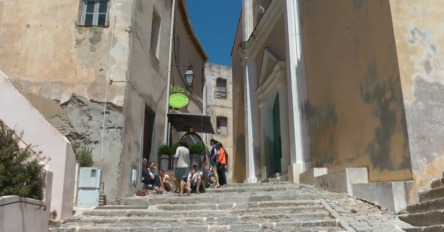 17.-Corsica-(Calvi)-15-centro-storico.jpg