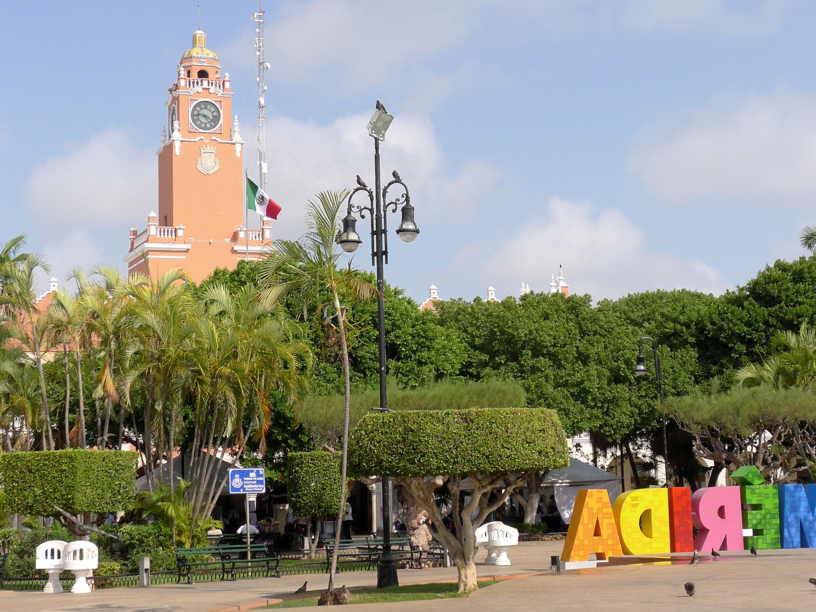 10 mexico yucatan merida palacio municipal.jpeg
