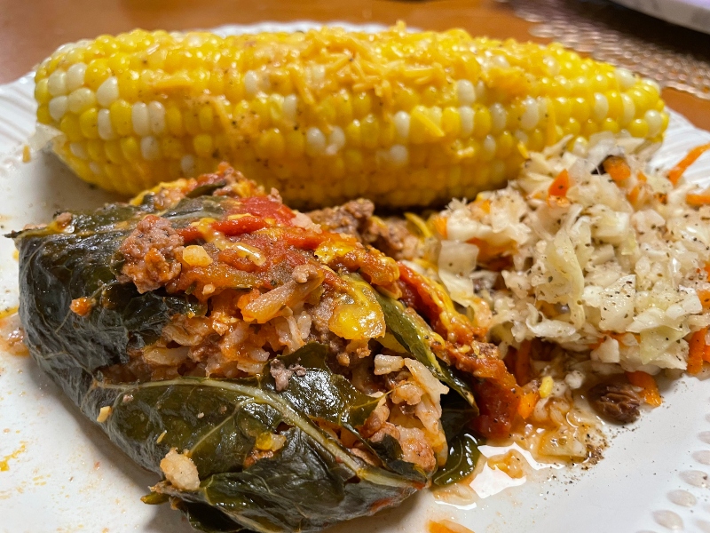 foodiesbeehive-cabbage-rolls-dinner.jpg