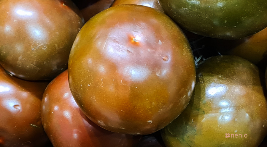 tomate-kumato-01.jpg