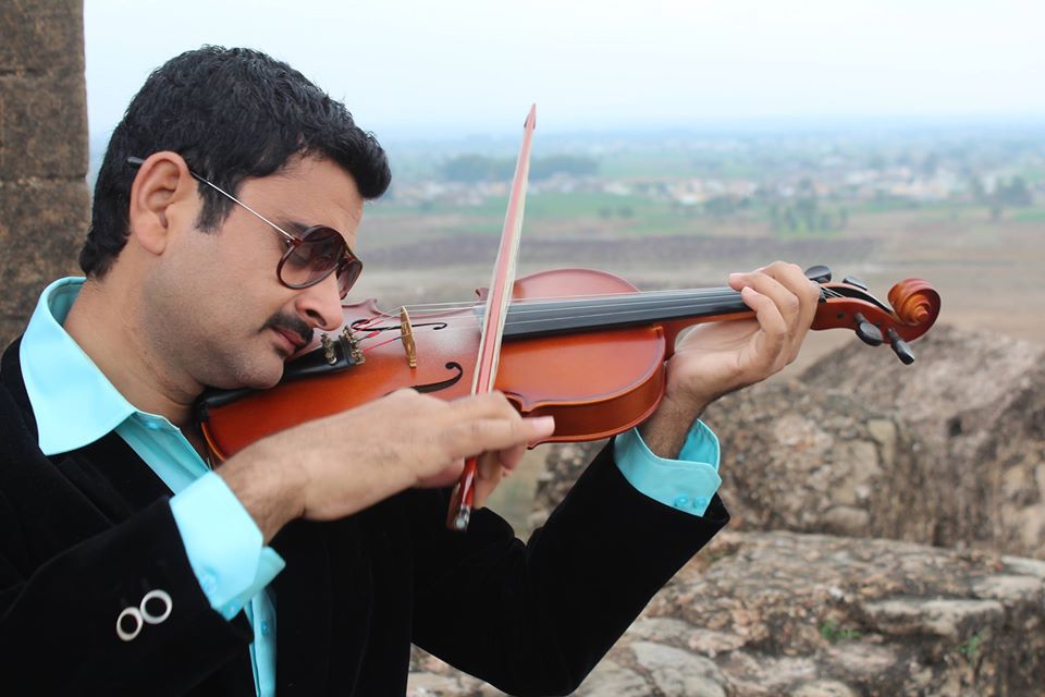 raihan violin.jpg