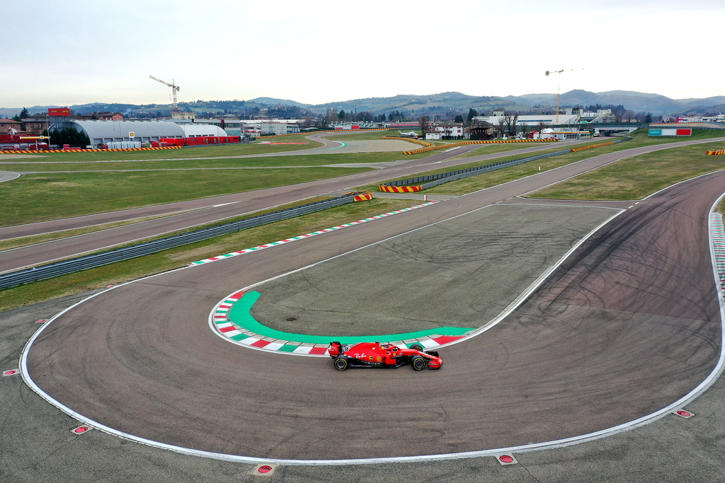 36.-La-nueva-Ferrari-pruebas-4.jpg