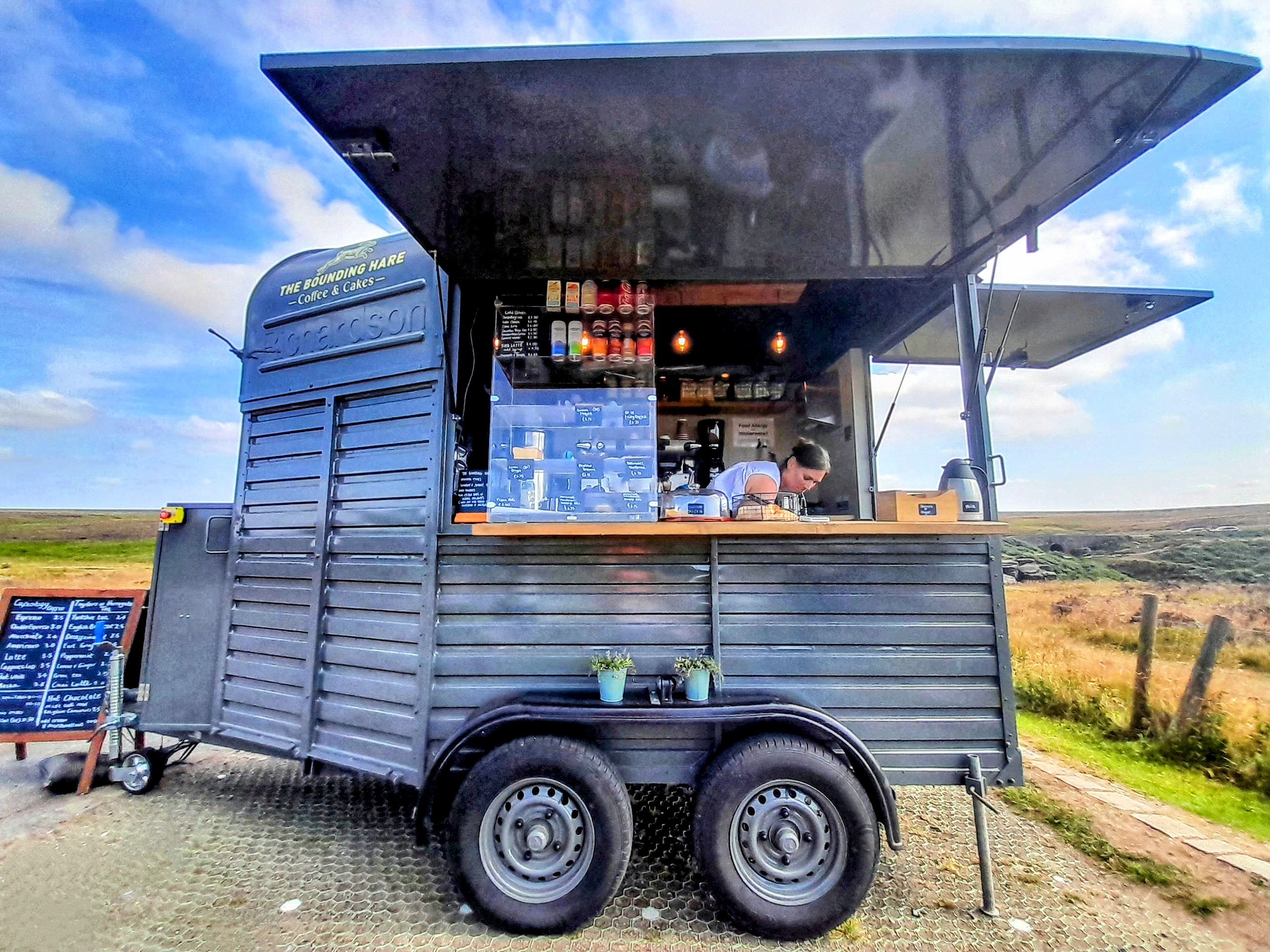 Coffee at the "Bounding Hare" on the Moors