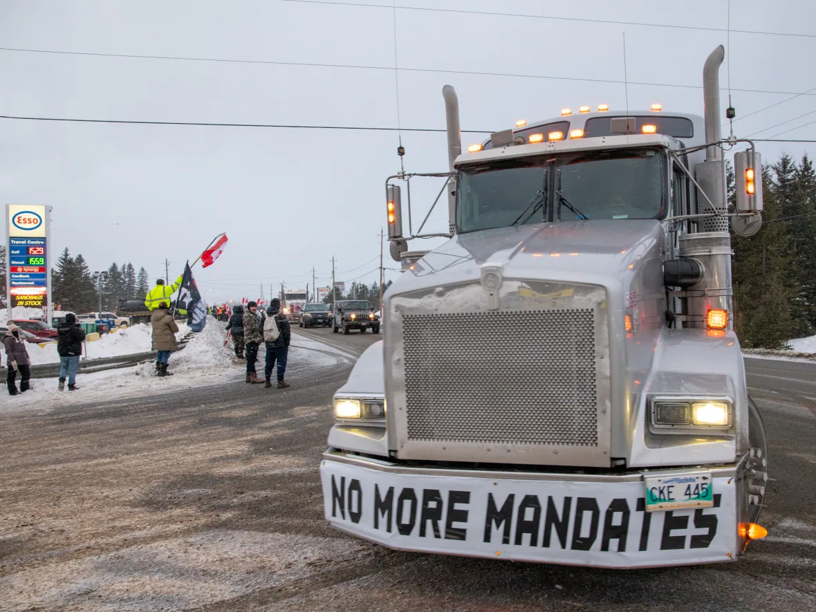 Trucker Convoy 2022_CBC-10Thunder Bay.png