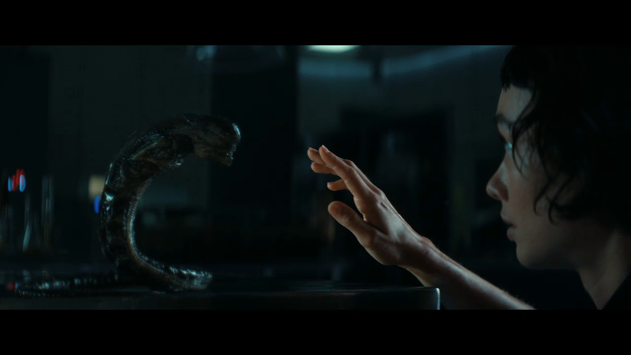Alien Earth S01E04 720p.mkv_20250828_231807.080.png
