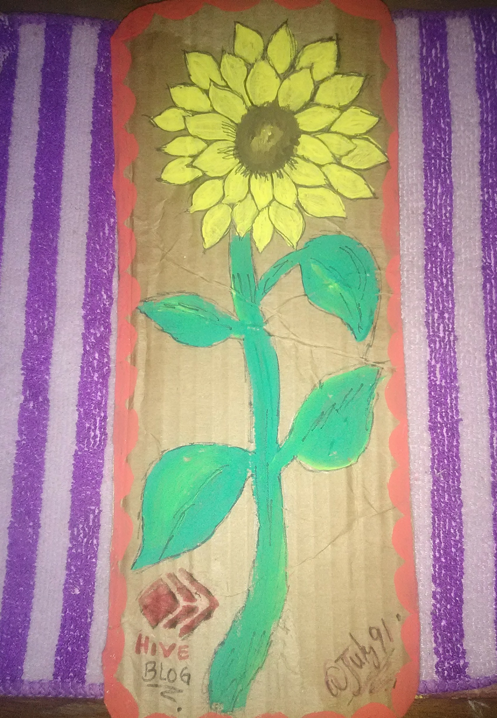 Decoración reciclada/ paso a paso de como pintar un Lindo Girasol en  cartó decoration / step by step of how to paint a Cute Sunflower  on cardboard. — Hive