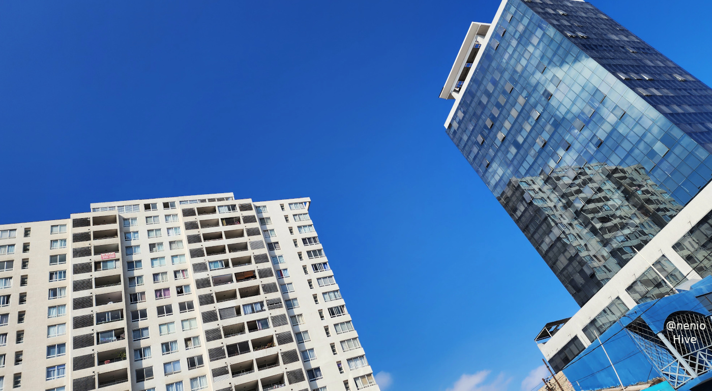 buildings-reflections-001.jpg