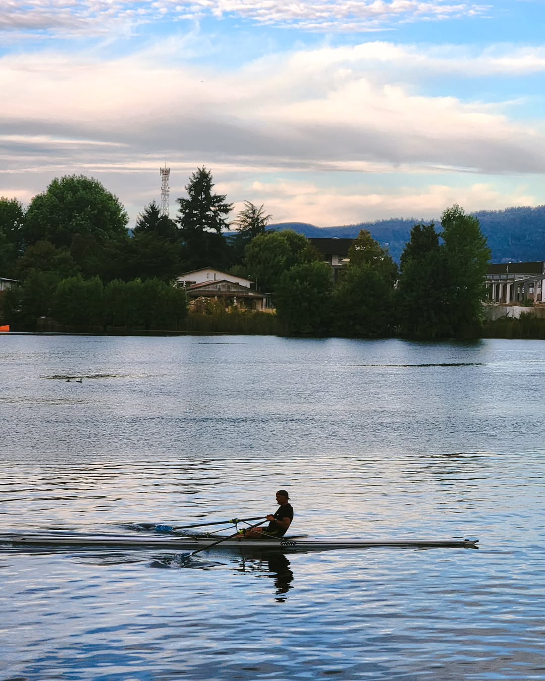 Creo que cada rincón de esta ciudad es fotogenico, eso me da tantas ideas...   ....#rinconcitosdevaldivia #rancgo #valdivia.heic (2).jpg