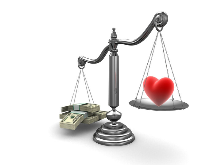 balanza dinero vs amor.jpg