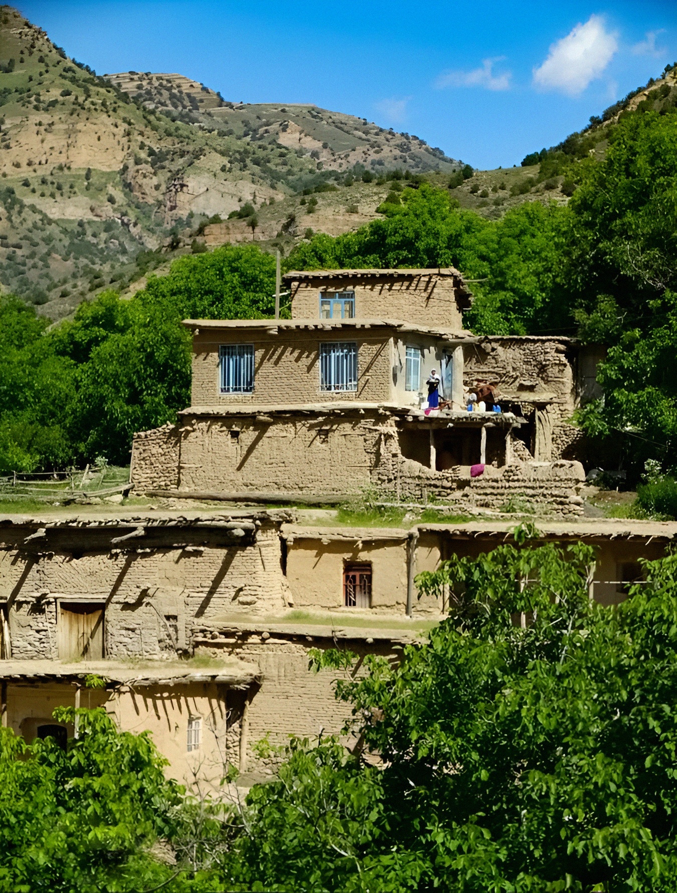 Rishkhar Village   A trip to the heart of the Hezar Masjed Mountains    Where its summers are paradise and its winters are snowy