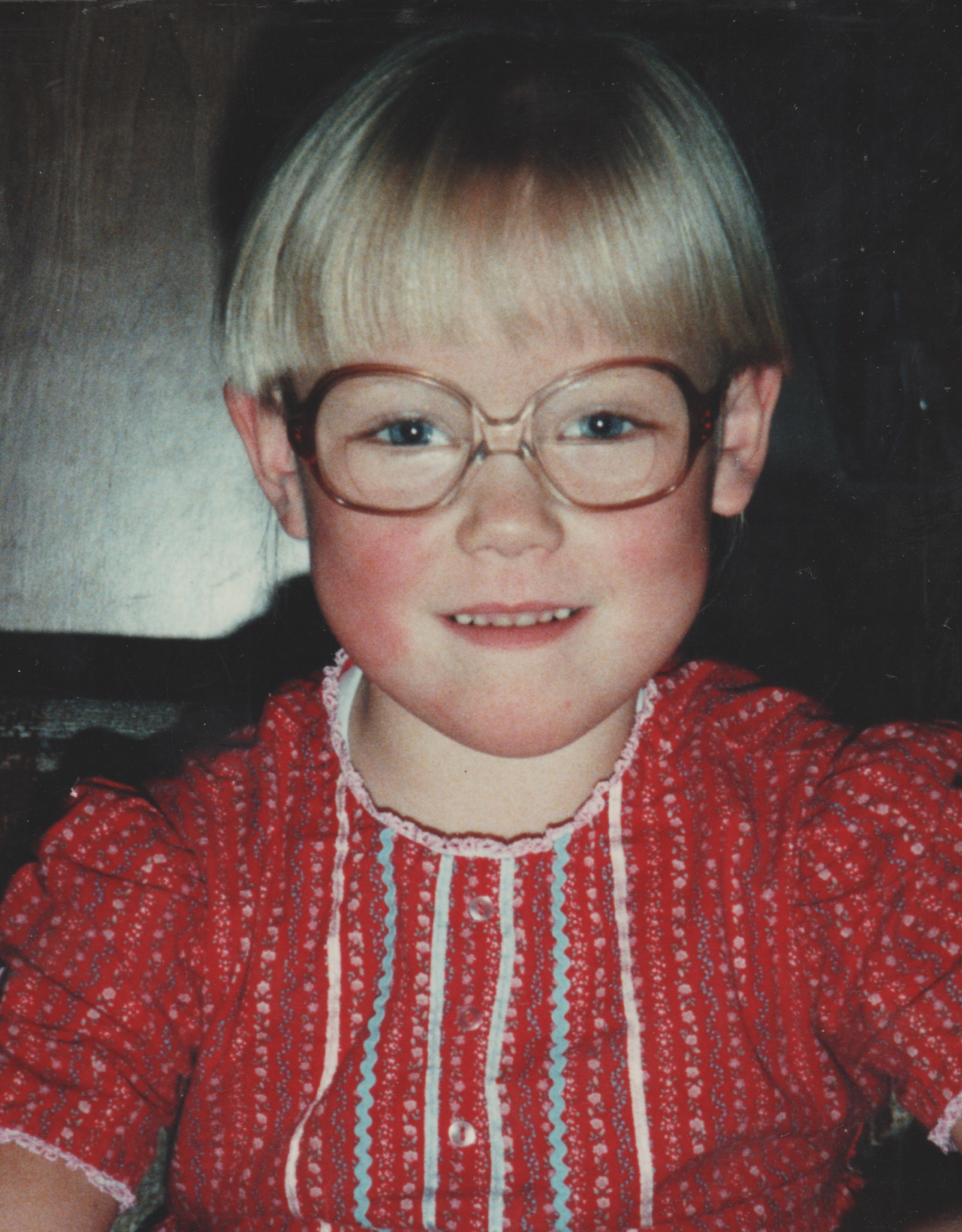 1985-06 - 1985-09 - Summer apx - Katie Avatar Smile, Glasses, in red.jpg