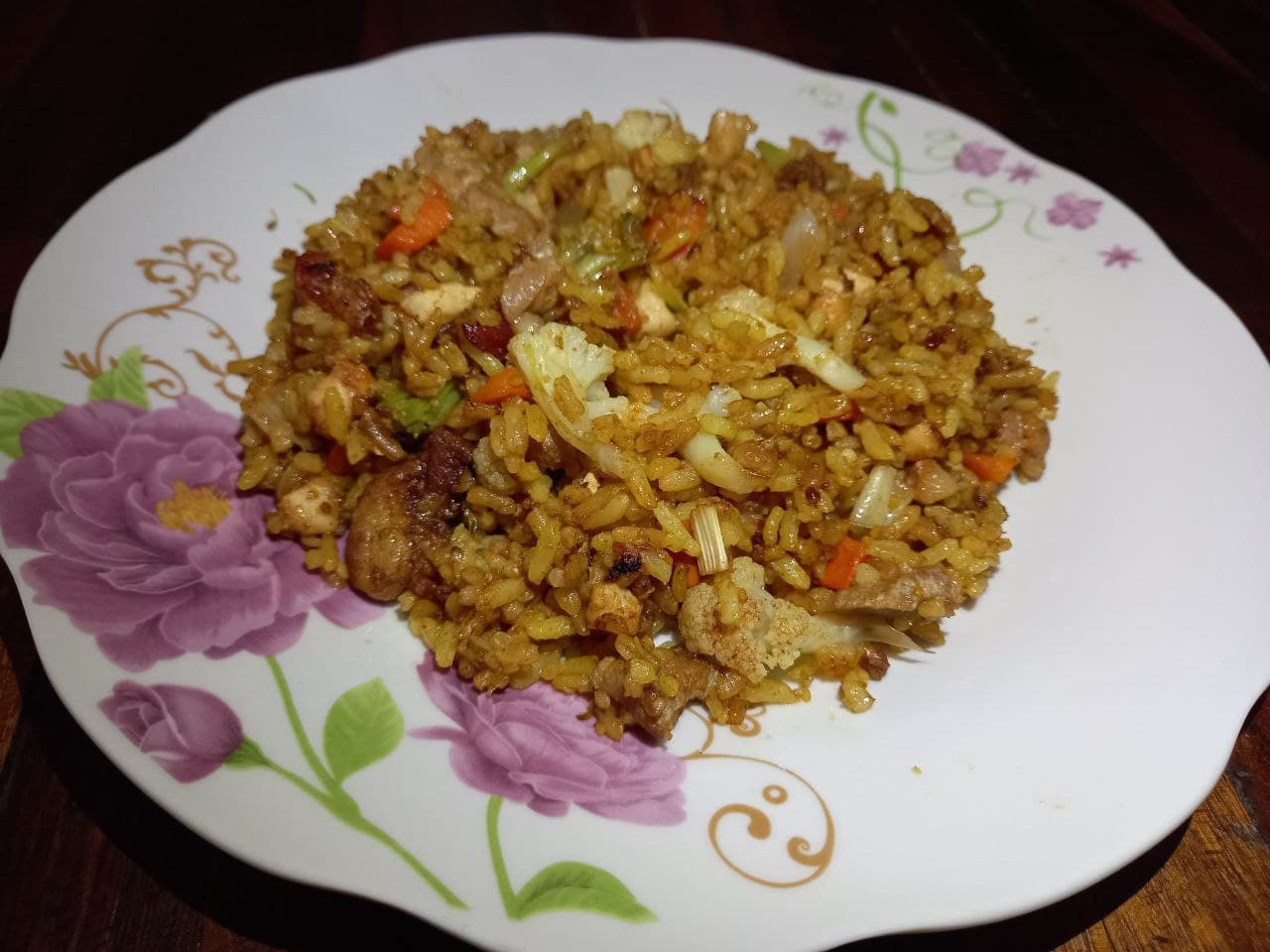 [ESP-ENG] Como preparar un delicioso arroz frito super especial / How ...