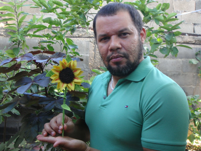 COMO HACER UN LINDO GIRASOL CON FOAMI // HOW TO MAKE A CUTE SUNFLOWER WITH  FOAMI. (ESP // ENG) @hectorher — Hive