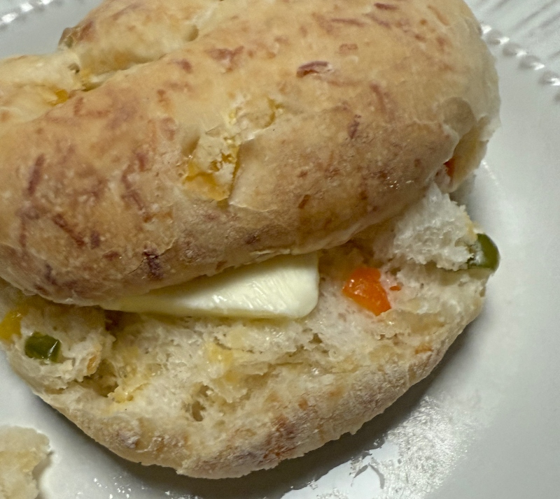foodiesbeehive-jalapeno-biscuits-6.jpg