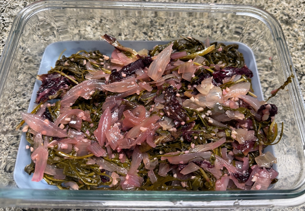 foodiesbeehive-hivegarden-swiss-chard-1.jpg