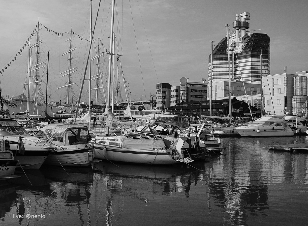 gotemburgo-puerto-001-bw.jpg