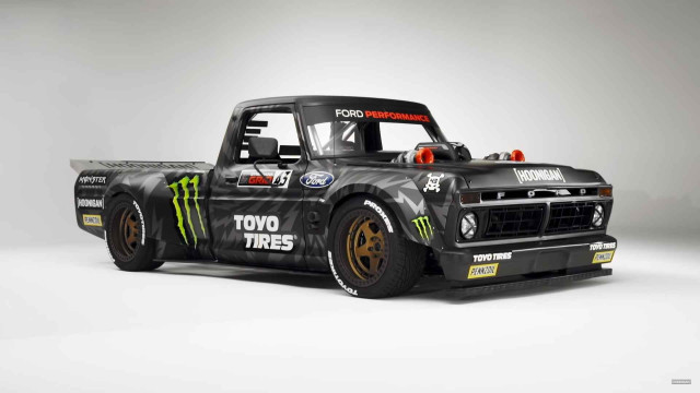 ken-blocks-gymkhana-10-1977-ford-f-150-hoonitruck_100676374_m.jpg