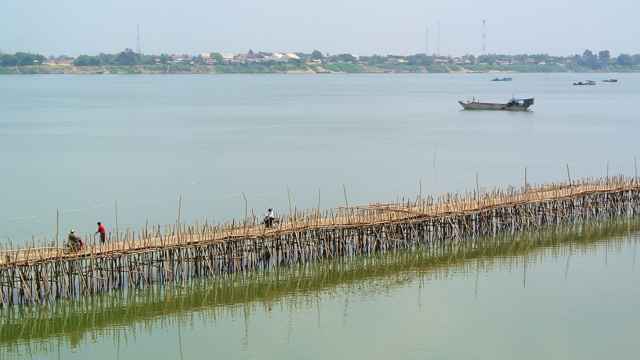 puente-bambu-Kampong-Cham-1.jpg