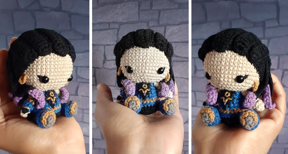 Reyna Valorant amigurumi.Iniciartecraft.hechoenPerú.jpg