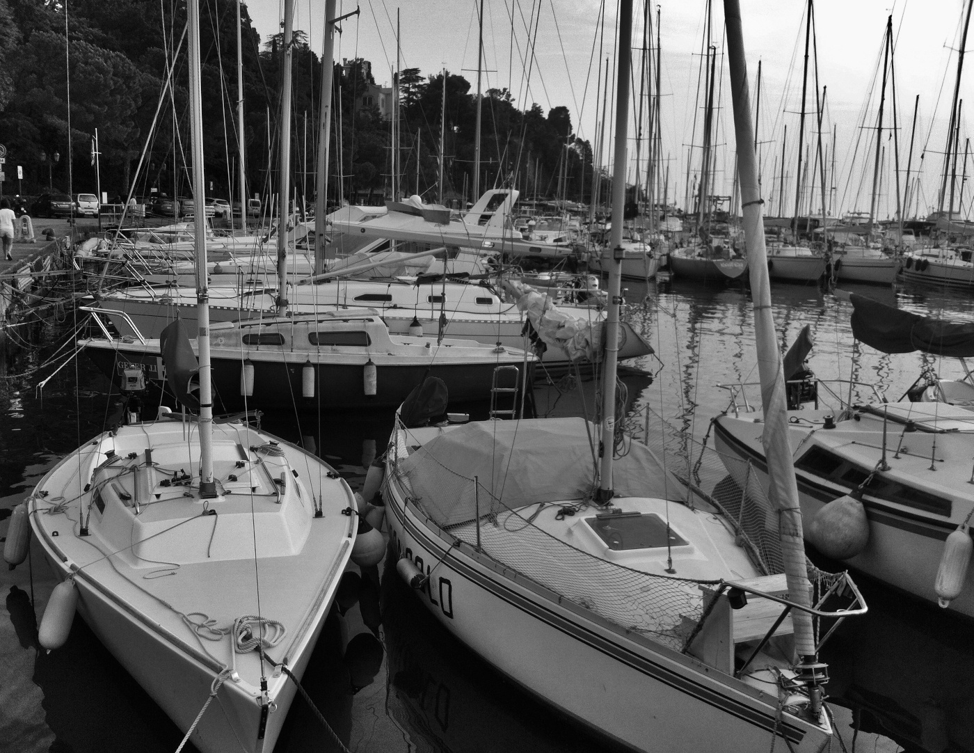 boats-001-bw.jpg