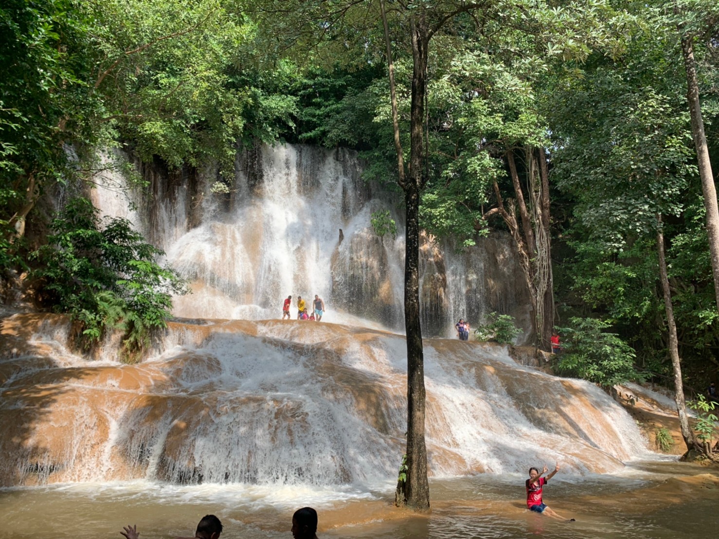 Sai Yok Noi Waterfall5.jpg