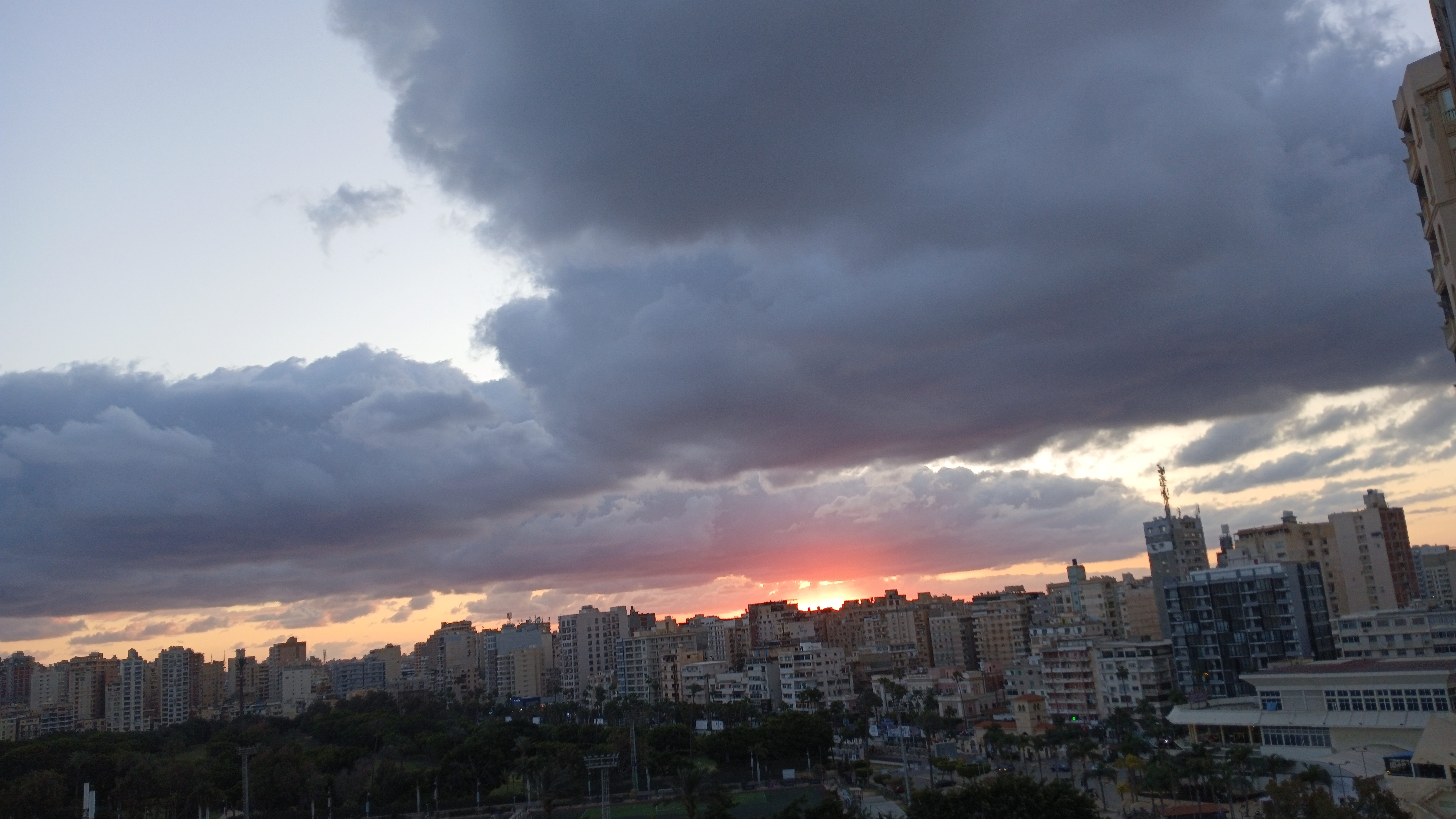  "20250411_054028_copy_8160x4592_1.jpg"