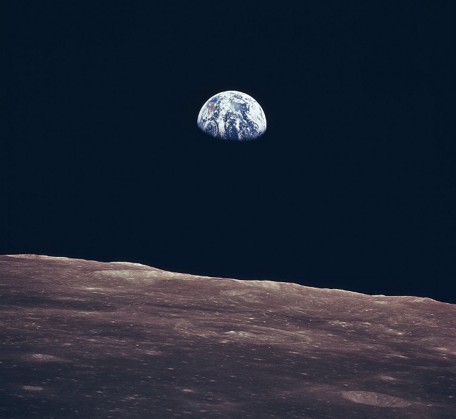 earth-rise-as-seen-from-lunar-surface.jpg