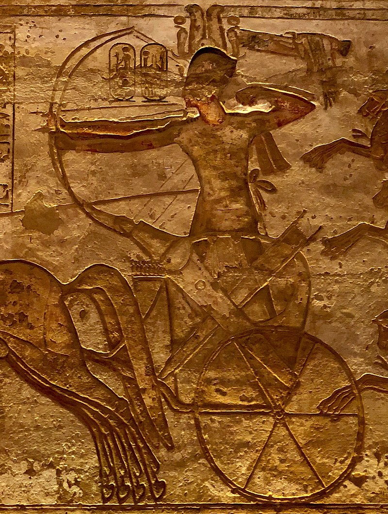 109.-Ramsés_II_en_Qadesh,_relieve_de_Abu_Simbel.jpg