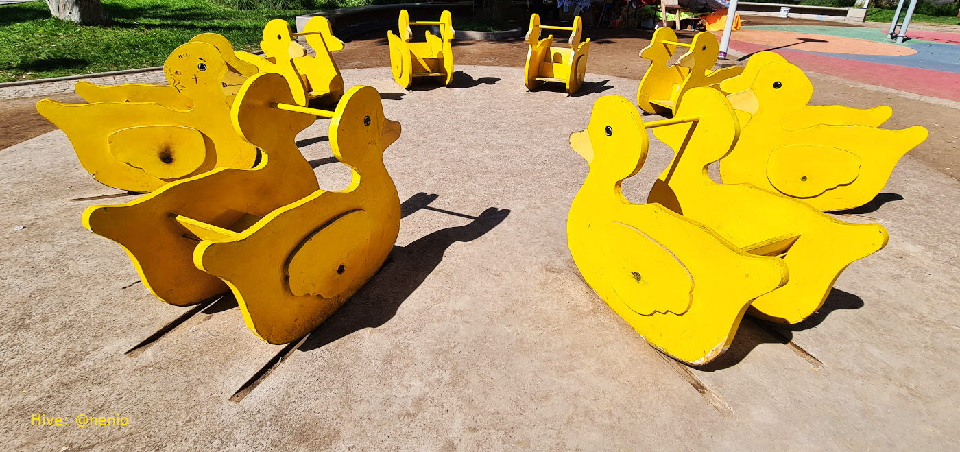 yellow-002.jpg