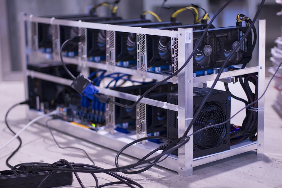 bitcoin mining rig pixa.jpg