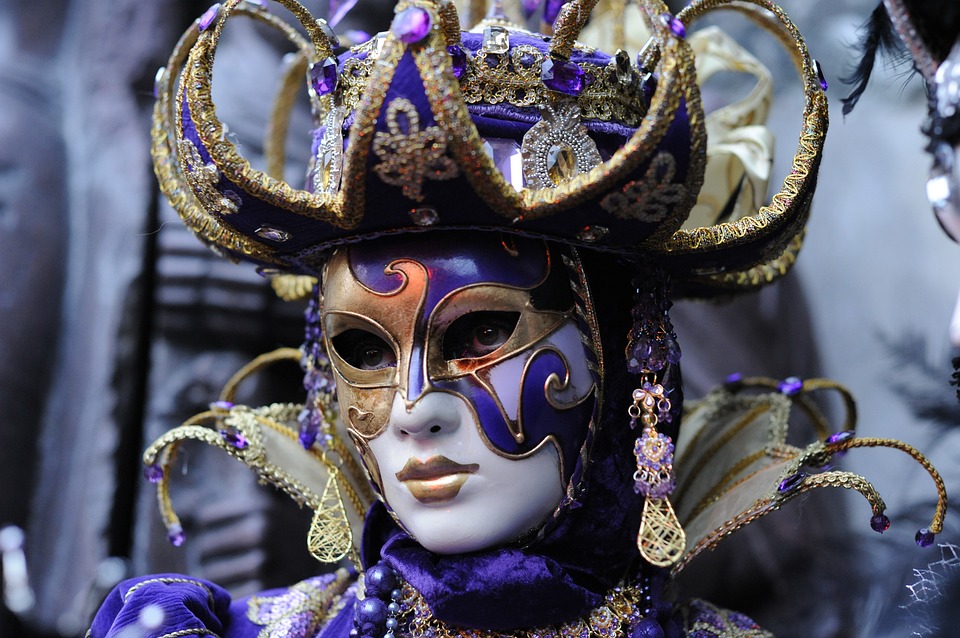 mask carnival pixa.jpg