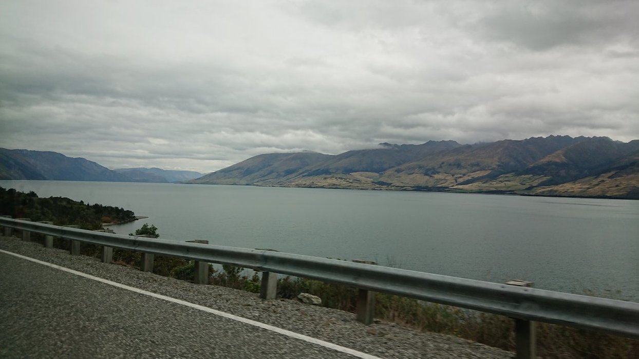 The landscape opens up as we drive alongside Lake Wanaka