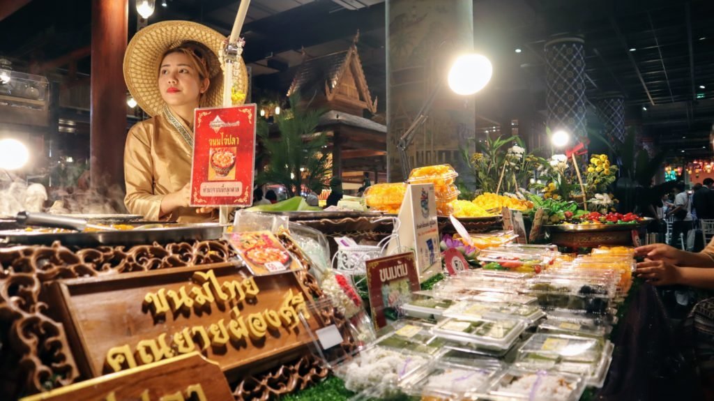 Thailand Street Food Indoor Floating Market IconSiam / Sook Siam 