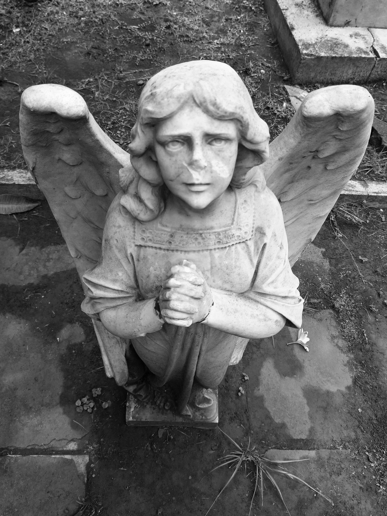 BW statue 10.jpeg