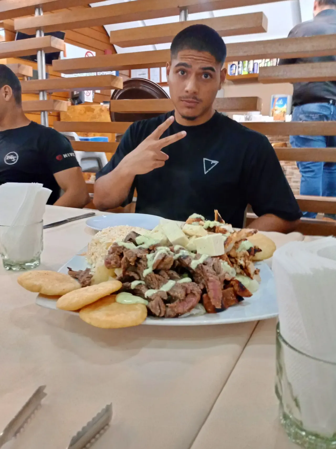 gG4CE0IQwXKsgHOw_IMG_20250225_211958_980.webp