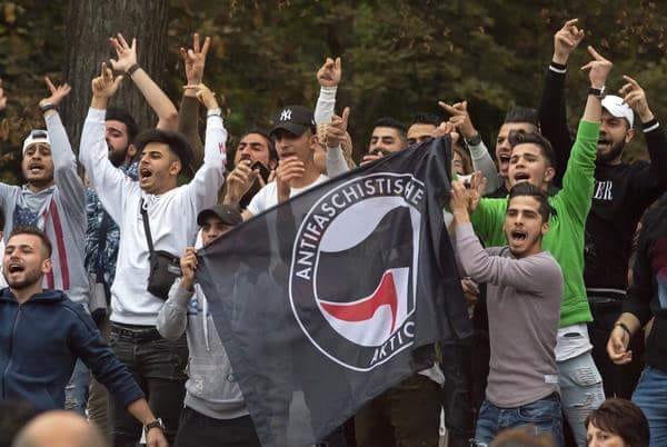 araber antifa chemnitz.jpg