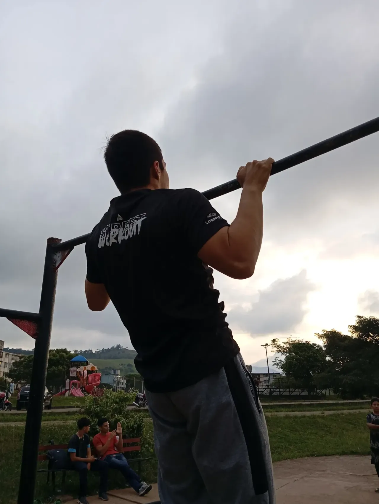 gKHK0TgZqVs32VQI_IMG_20241028_182239.webp