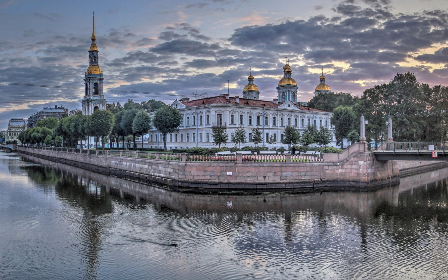 Ютуб канал питера. Никольский собор панорама. Каналы Питера панорама. Панорамная съемка в СПБ. Питер сверху панорамная съемка.