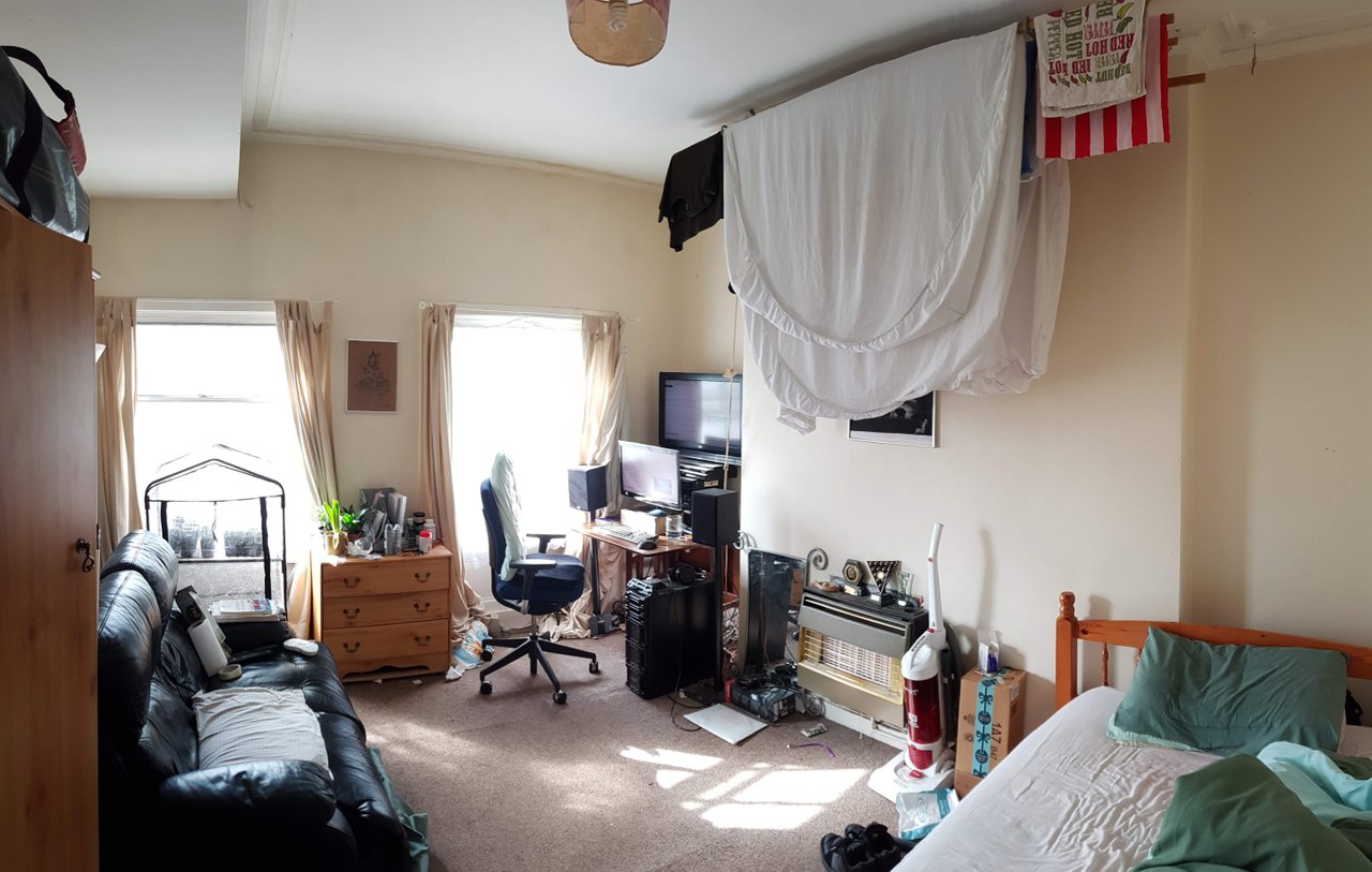 Livingroom.jpg