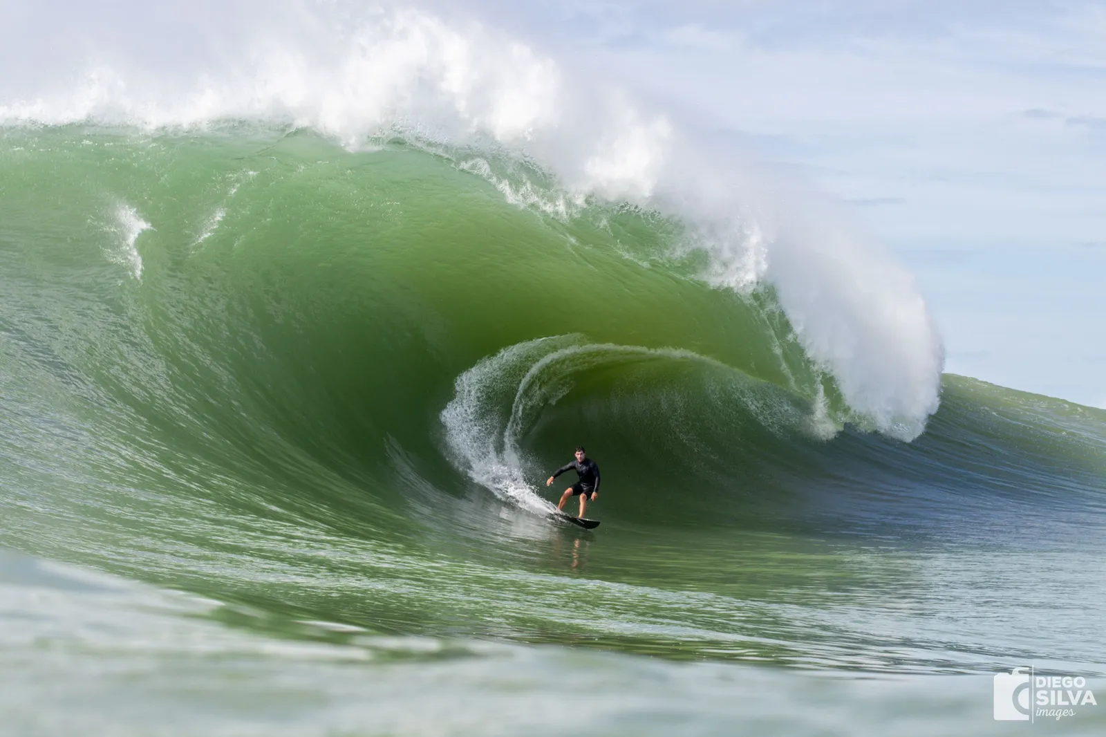 Diego Silva introduces the heaviest wave in the country - The Avalanche!