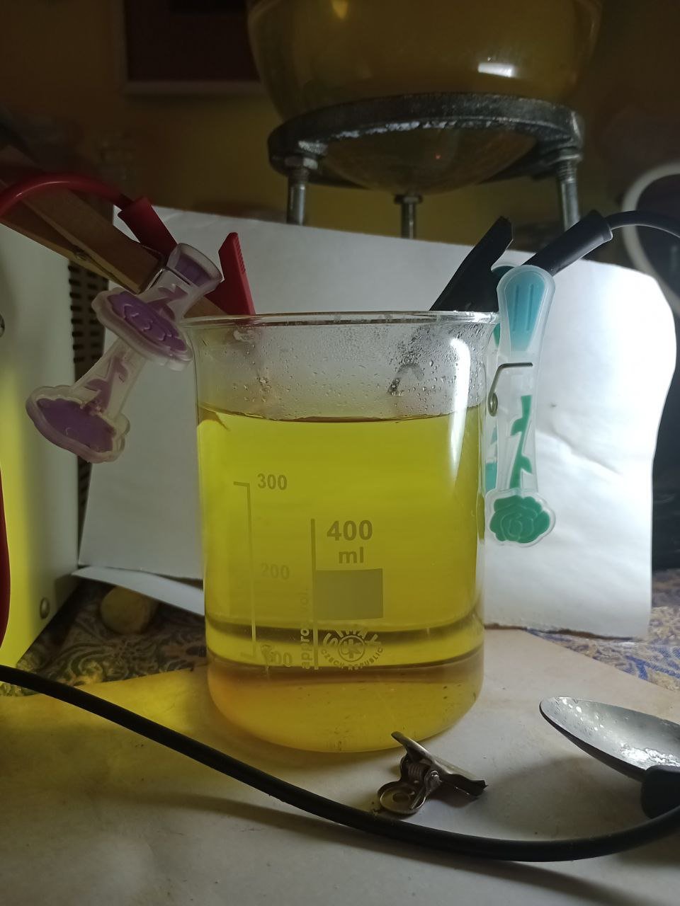 Finally using only HCl as electrolyte, beautiful tetrachloroaurate solution.