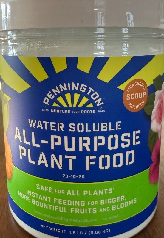 hivegardening-fertilizer-1.jpg