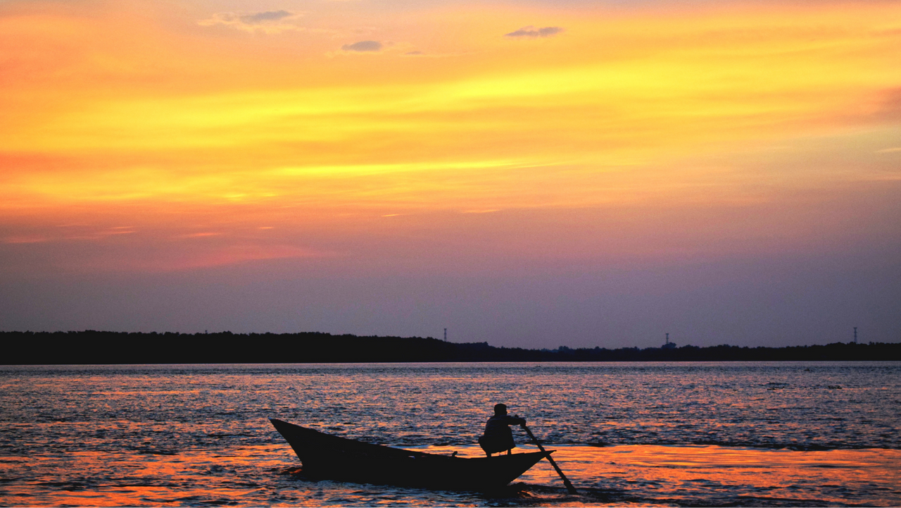 Fishing Boat.png