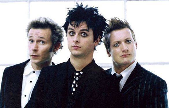 green_day__by_billiejoe1972_d2lvl7k.jpg