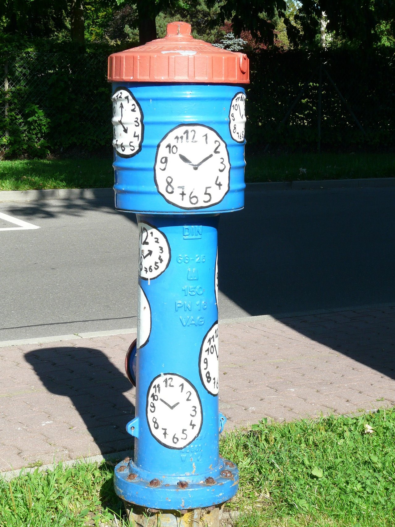 hydrant-58859_1920.jpg