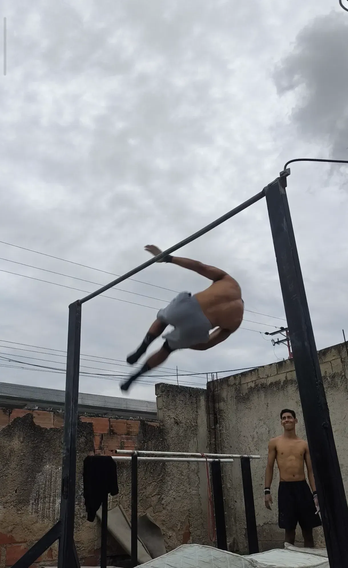 BZNjJw0ogamsoNrR_1000979385.webp